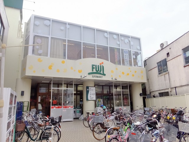 玉川台スカイマンション　駅前スーパー