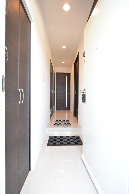 神宮前コーポラス　玄関