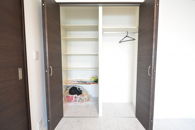 神宮前コーポラス　6.5帖ベッドルームのクローゼット