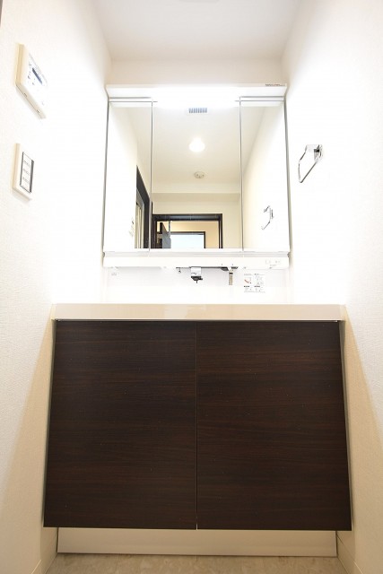 神宮前コーポラス　洗面台