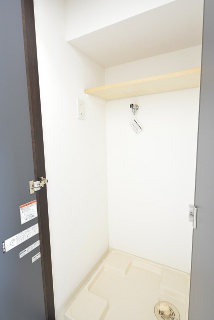 神宮前コーポラス　ランドリースペース