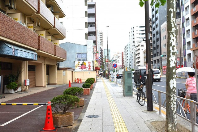新大塚タウンプラザ　前面道路
