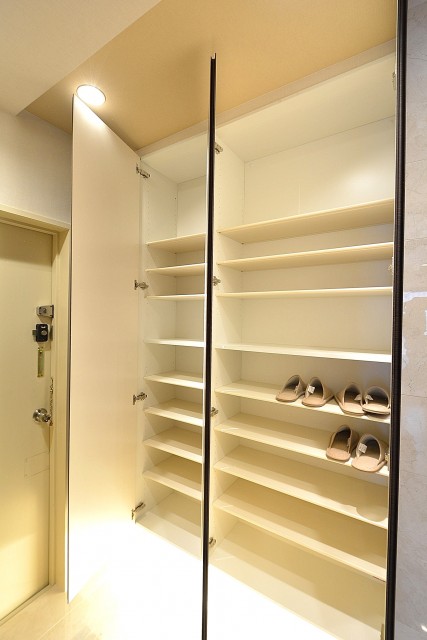 ファミール六本木　シューズBOX