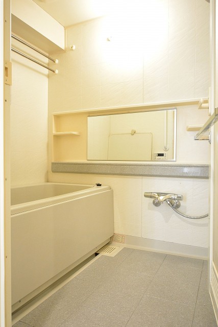 アールヴェール新宿弁天町　バスルーム301