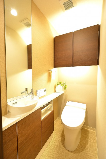 ファミール六本木　トイレ