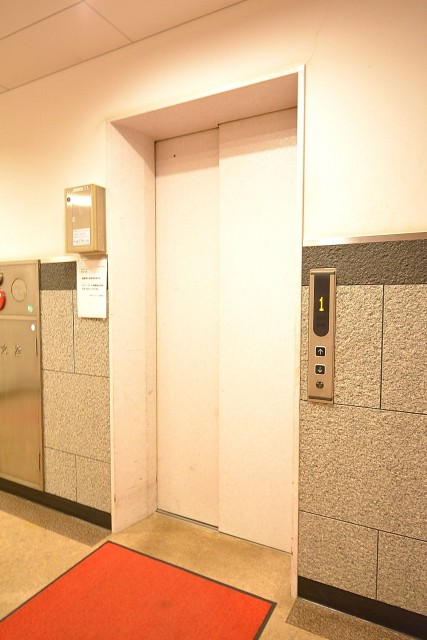 南平台セントラルハイツ　エレベーター