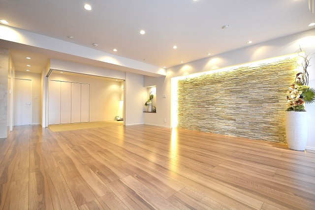 ファミール六本木 リビングダイニング