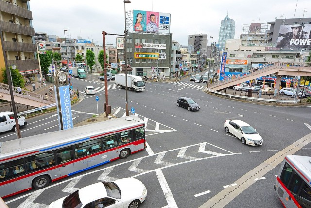 パラッシオ用賀　瀬田交差点