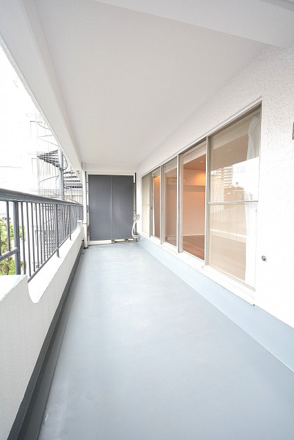 ファミール六本木 バルコニー