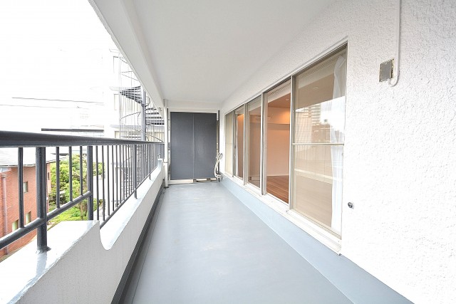 ファミール六本木　バルコニー