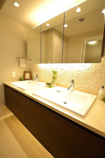 ファミール六本木　洗面台