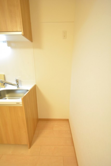 藤和護国寺コープ　冷蔵庫置場211