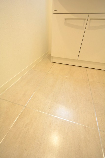 藤和護国寺コープ　水回り床211