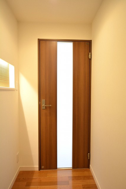 ライオンズヴィアーレ幡ヶ谷　ＬＤＫの扉