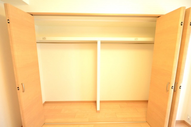 藤和護国寺コープ　洋室約5.1帖収納211