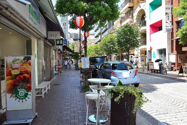 日興パレス南麻布第2　麻布商店街