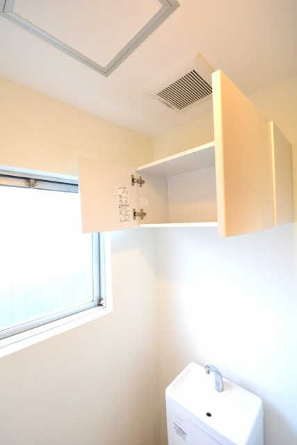 ハラダ面影橋マンション　トイレ収納