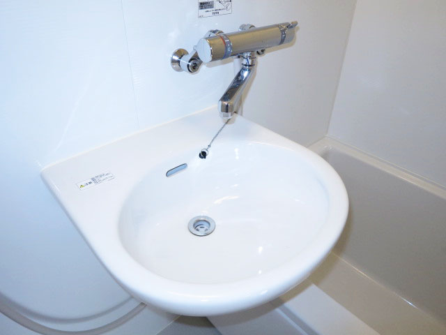 目白武蔵野マンション　バスルームは追い焚き付・オートバス