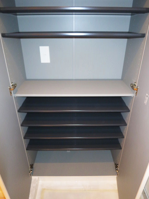 収納力たっぷりの玄関