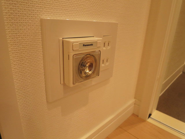 足元にはフットライト