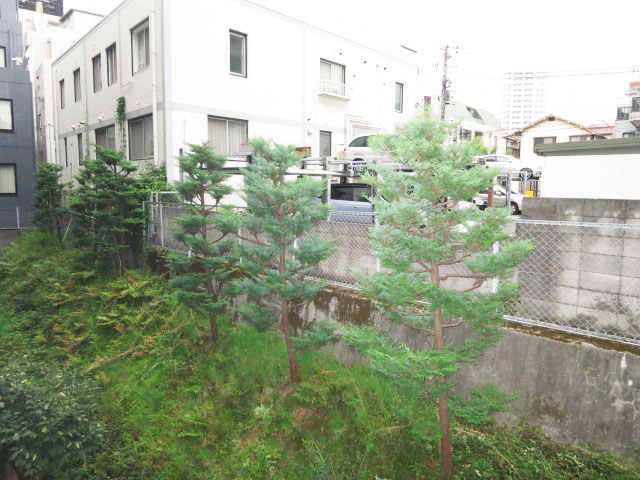 西新宿ハウス　バルコニーからの眺望306