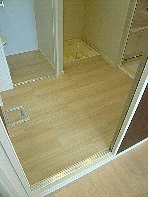 秀和目黒レジデンス　サニタリールーム