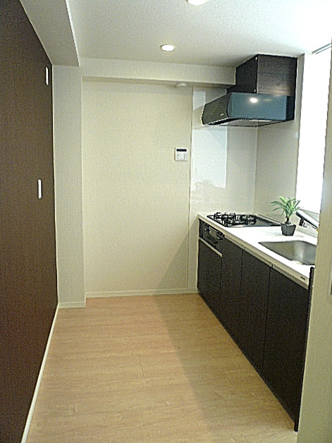 秀和目黒レジデンス　キッチンスペース