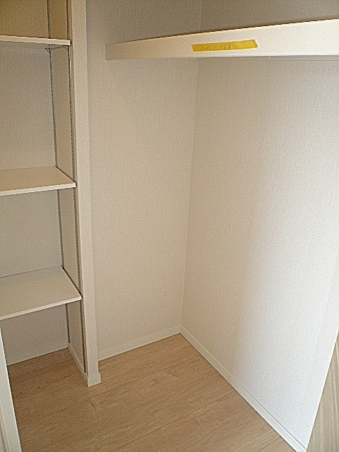 秀和目黒レジデンス　WIC