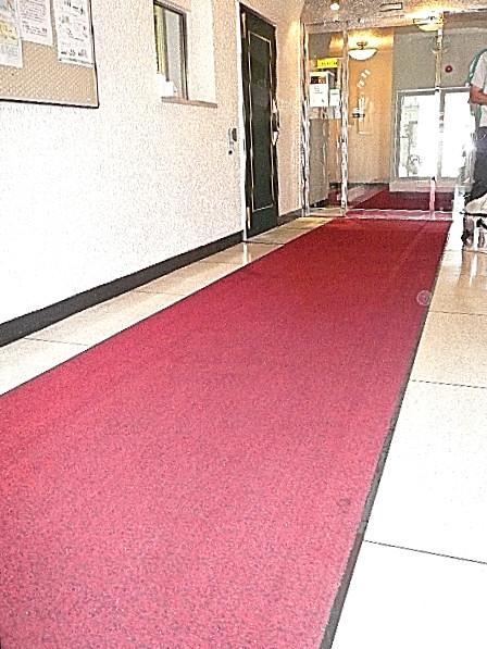 秀和目黒レジデンス　エントランス