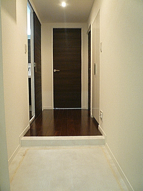 コンド田園調布　玄関ホール