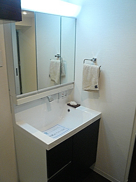 コンド田園調布　洗面化粧台