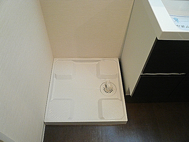 コンド田園調布　洗濯機置き場