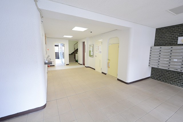 自由が丘セントラルマンション エントランス