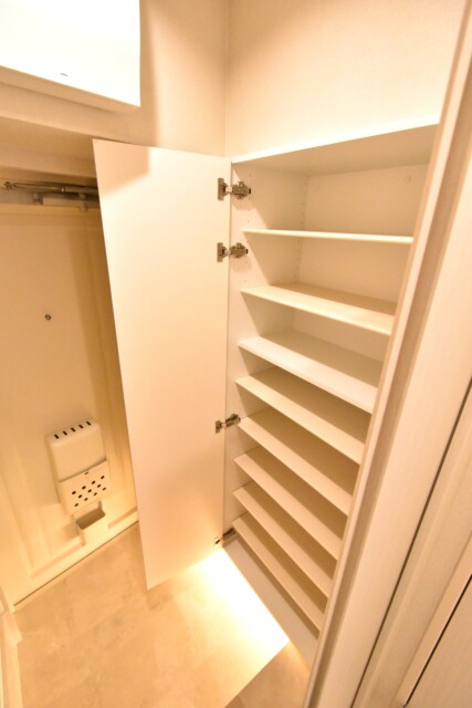 新宿パークサイド永谷 玄関