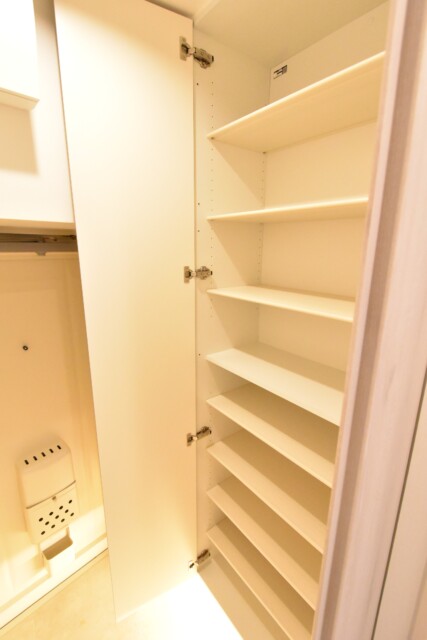 新宿パークサイド永谷 玄関