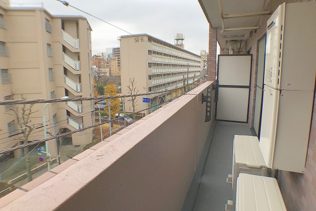 ライオンズヴィアーレ幡ヶ谷 バルコニー