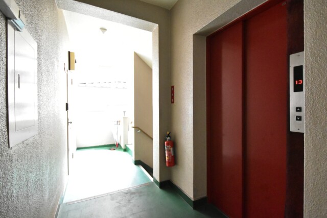 新宿パークサイド永谷 玄関