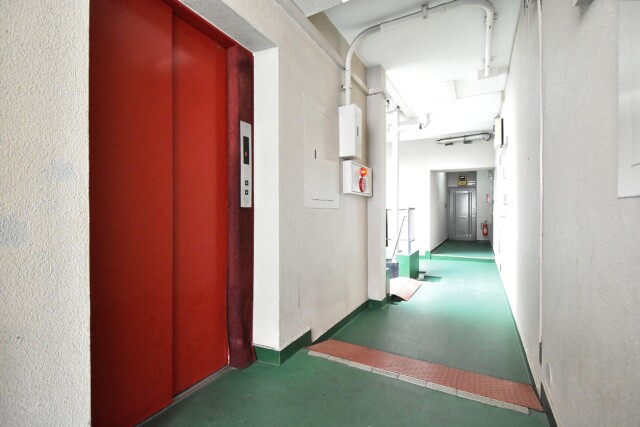 新宿パークサイド永谷 玄関