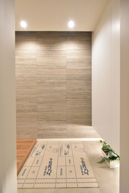 三軒茶屋シティハウス 玄関