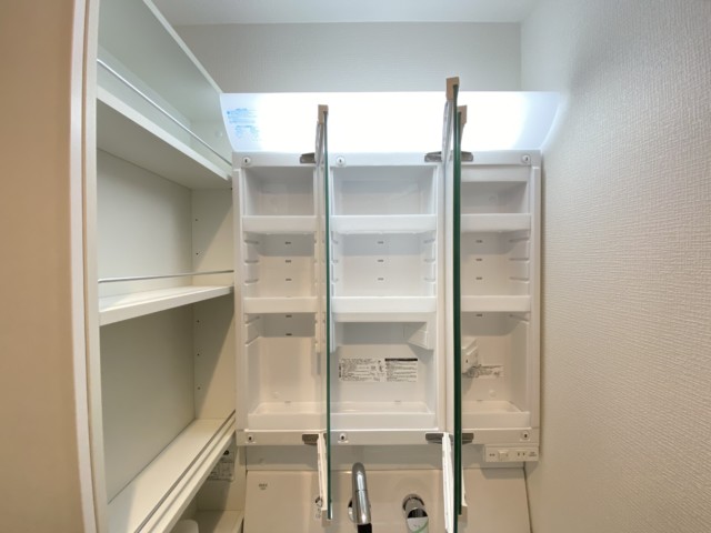 サンハイツ八幡山 洗面室