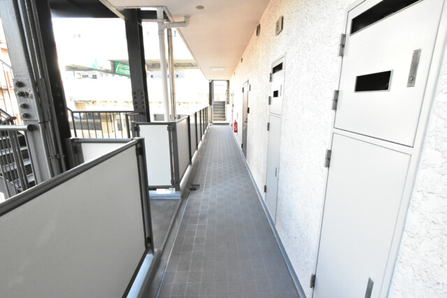 日本橋箱崎ハイツ 玄関