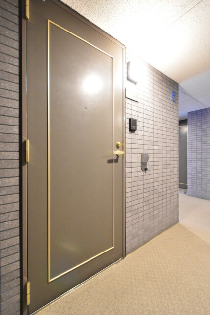 三軒茶屋シティハウス 玄関