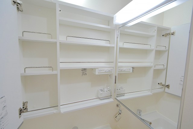 サニークレスト三田 洗面