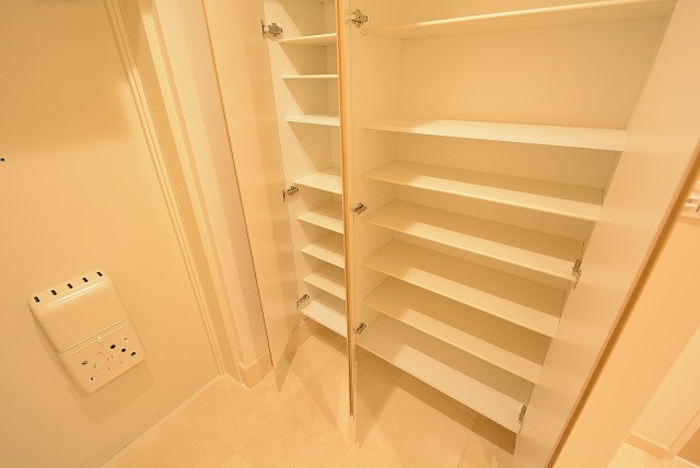 西荻リリエンハイム 玄関