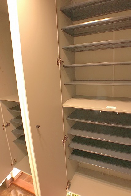 月島リバーハウス 玄関