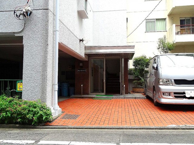 北大塚ハイツ　エントランス