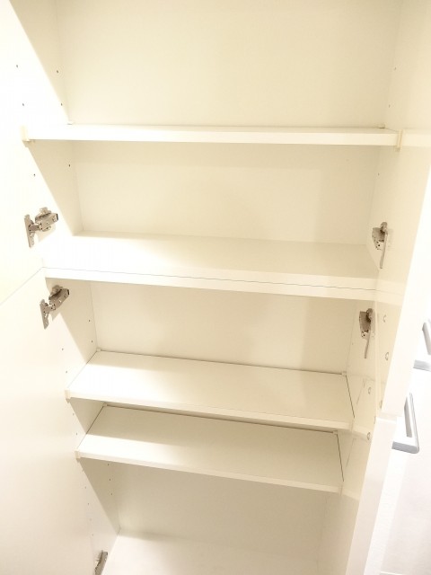 クリオレジダンス大森イースト　リネン庫