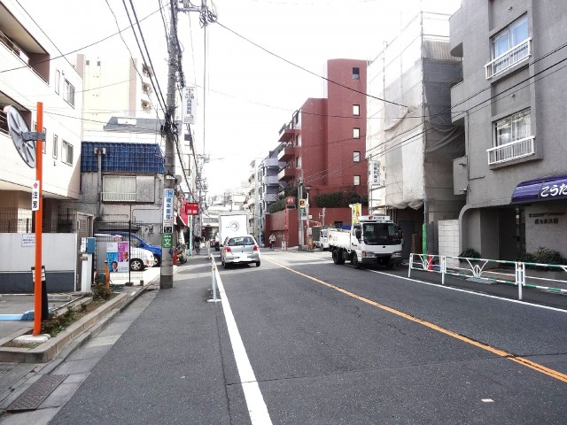 セブンスターマンション代々木八幡　前面道路