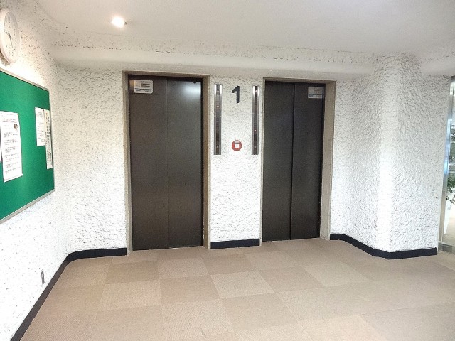 秀和第二南平台レジデンス　エレベーター