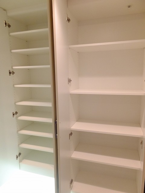 コンシェリア西新宿　シューズボックス2209